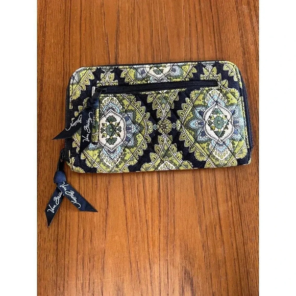 Vera Bradley Large Cambridge Zip Blue/Green Wallet 8 Inch Pristine Condition - Picture 2 of 7